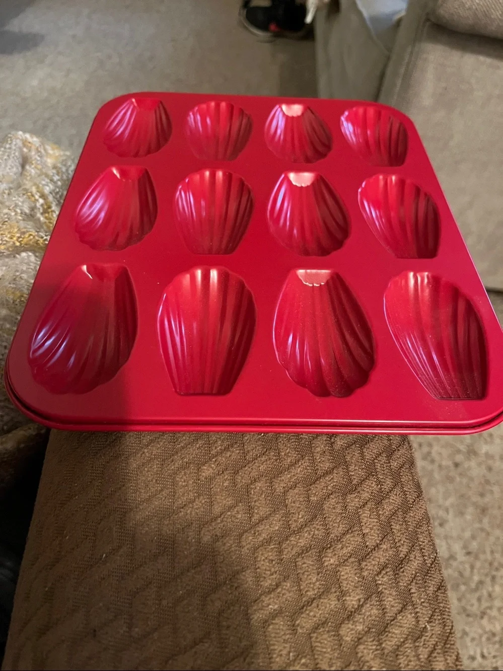 NEW American Girl by Williams-Sonoma, MADELEINE BAKING PLAQUE